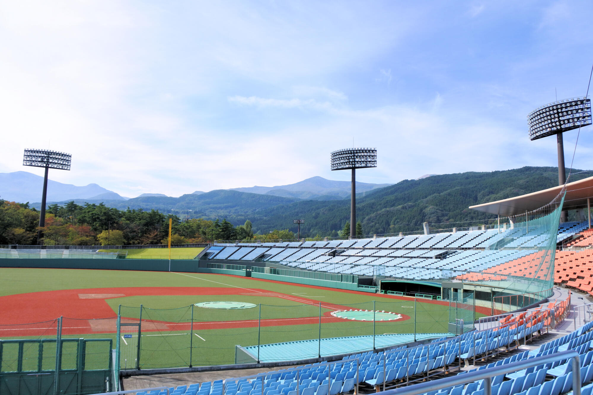 県営あづま球場（2019年納品）