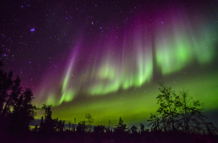 日本でオーロラは見られる？観測できる場所や撮影テクニックも紹介